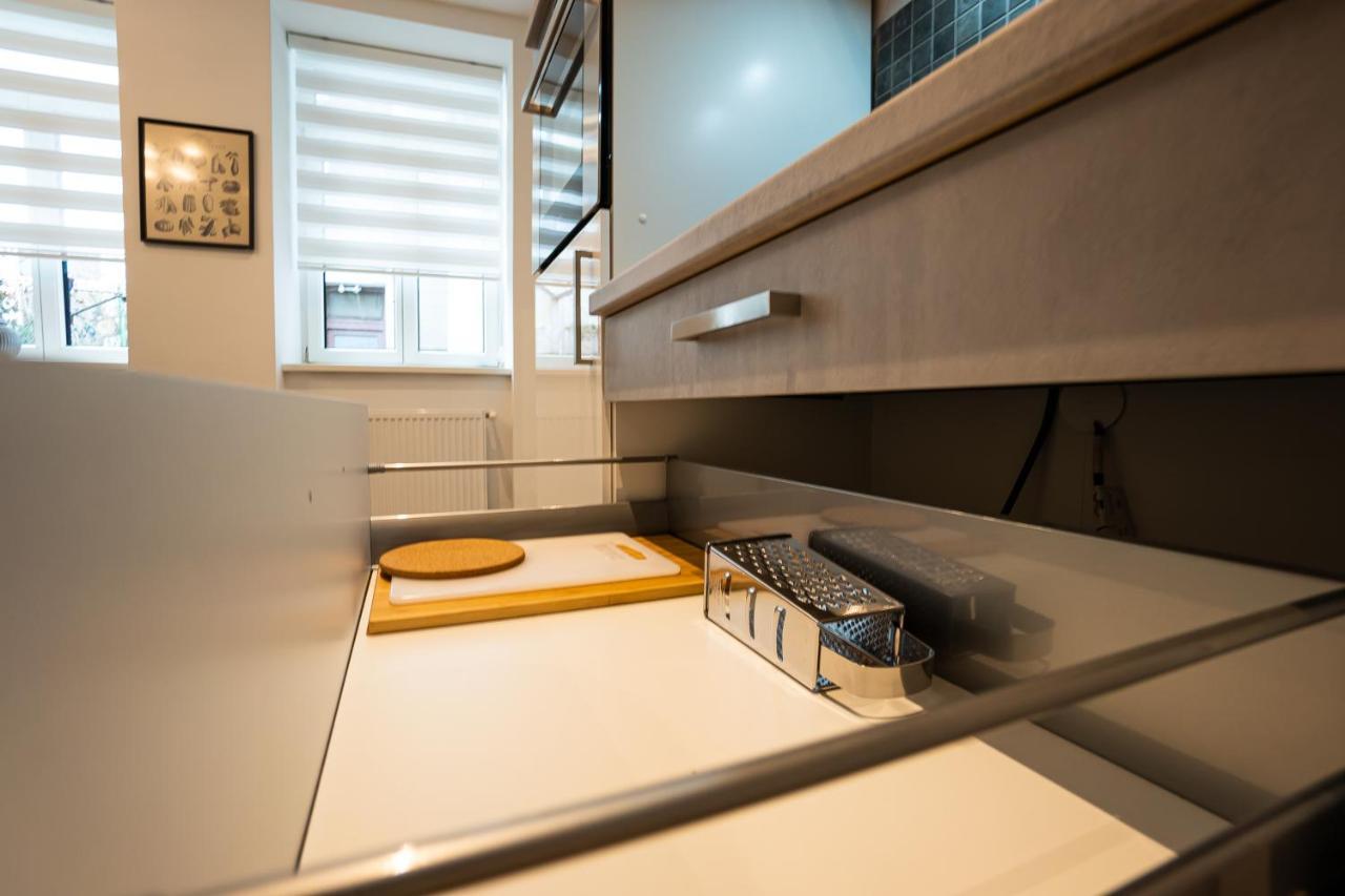 Brand-new In The 17th District Of Appartamento