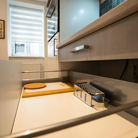 Brand-New Apartment In The 17Th District Of Wien Exterior foto